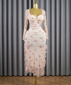 chemise de nuit femme élégante et confortable elegant nightgown for women soft and comfortable قميص نوم نسائي أنيق ومريح